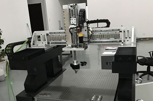 非标自动化定制 工业机器人与坐标机械手的协同应用与安装实践